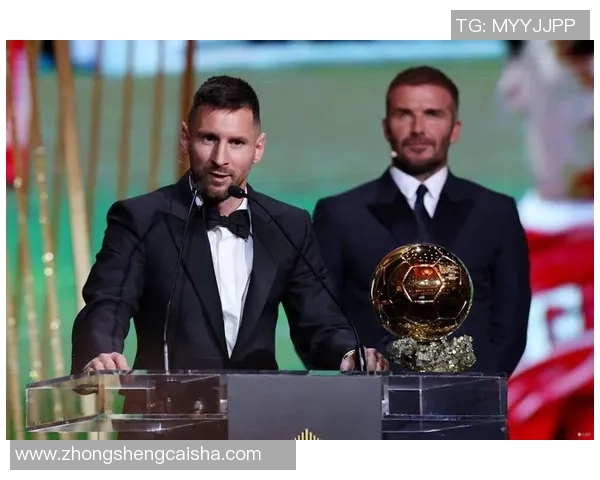 阿根廷足球传奇球星梅西带领国家队重返巅峰的精彩历程与辉煌成就